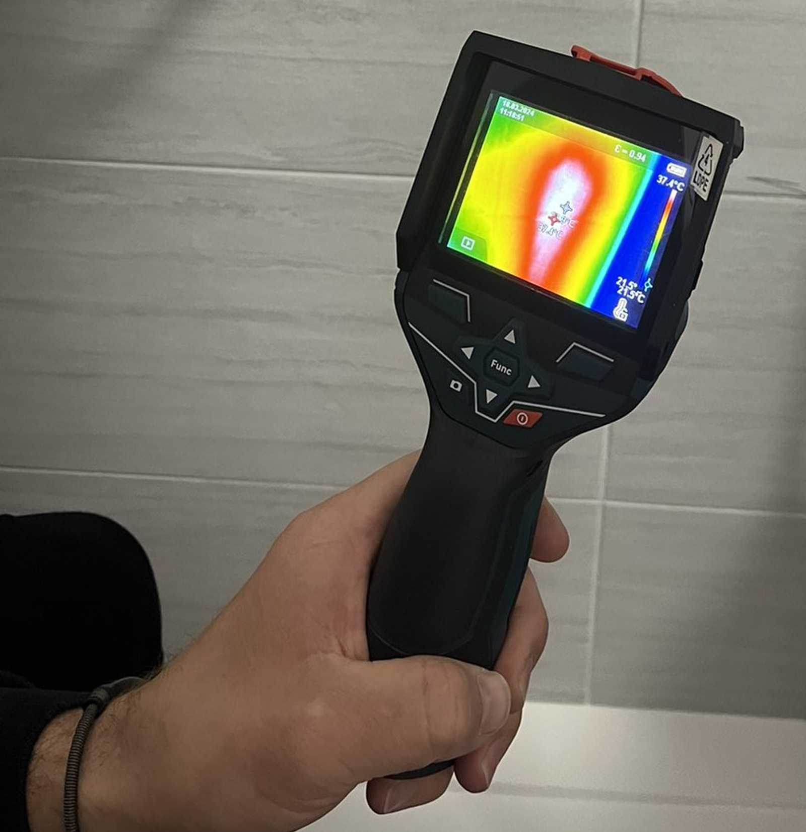 Termalna kamera bosch 400